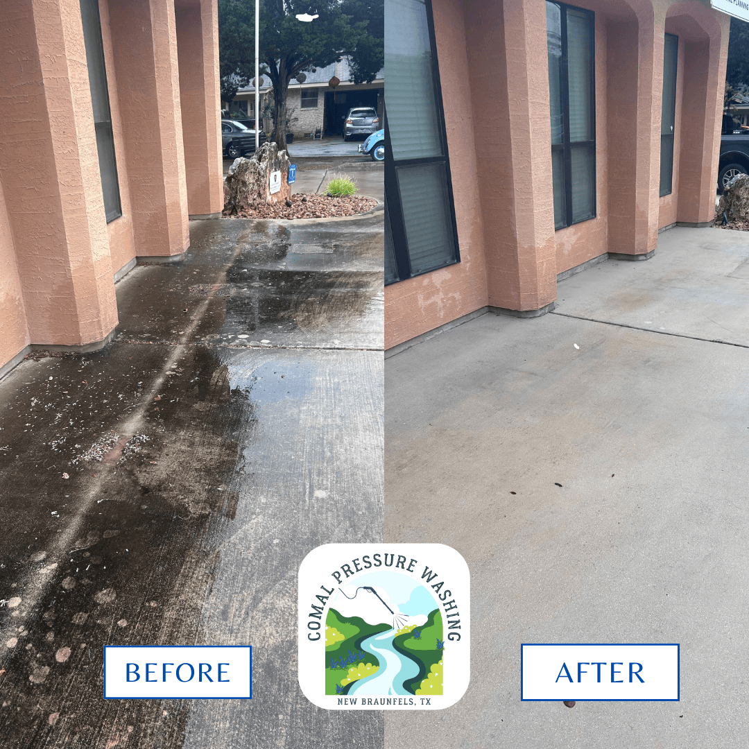 Before and after of a driveway cleaning